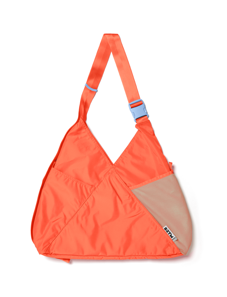 Final Few: Triangle Tote (18L)